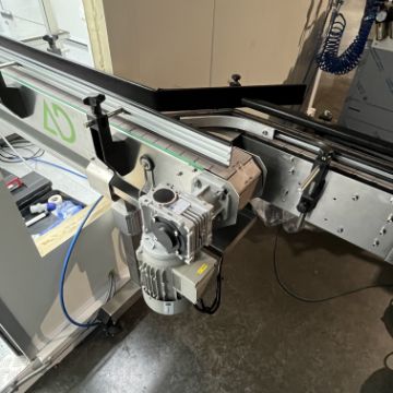Advanced Dynamics Bottling Line For Filling And Cleaning