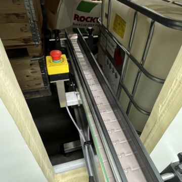 Advanced Dynamics Bottling Line For Filling And Cleaning