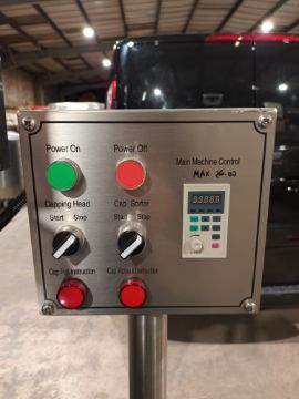 Advanced Dynamics Bottling Line Cleaning bottle by both liquid or air