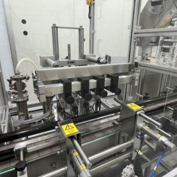 Advanced Dynamics Bottling Line For Filling And Cleaning
