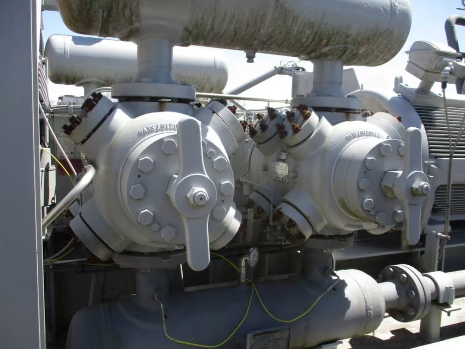 2017 700-HP GE Oil & Gas Gas Fuel Compressor Skid