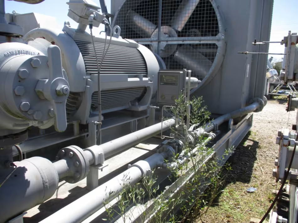 2017 700-HP GE Oil & Gas Gas Fuel Compressor Skid