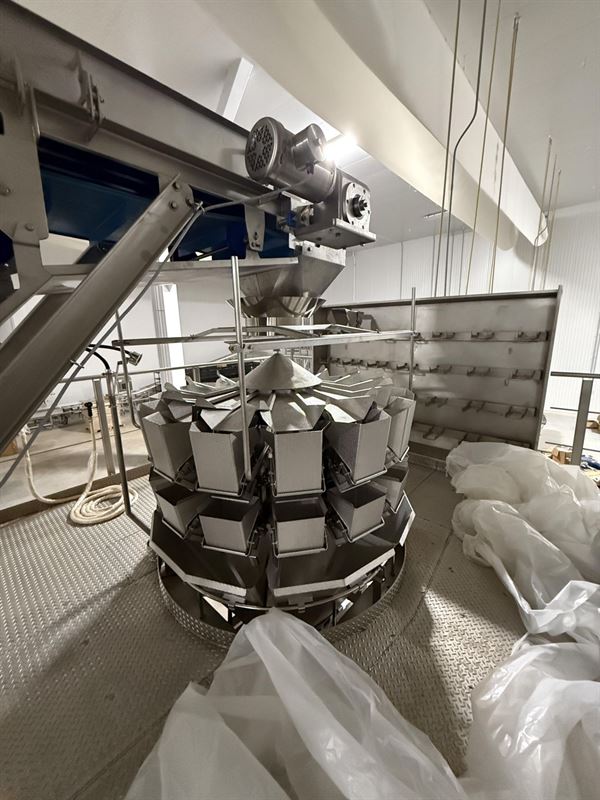 Proseal Weighing and Packaging Line