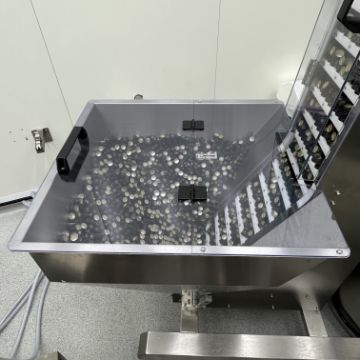 Advanced Dynamics Bottling Line For Filling And Cleaning